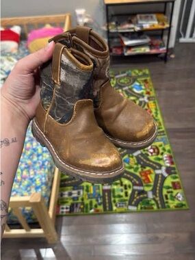 Kids Brown Pull-On Leather Boots